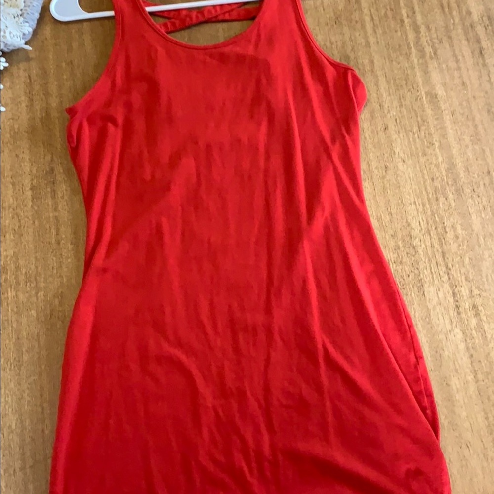 Red bodycon dress